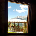 House Snc Di Elisa Baroni E Beatrice Dei Cas Bormio